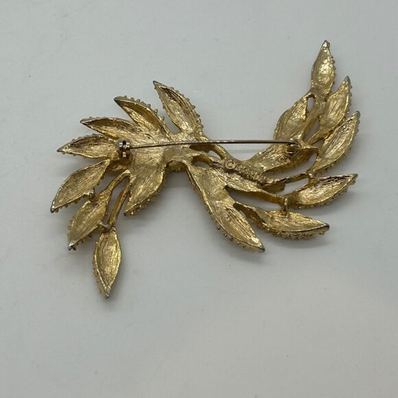 Vintage Sarah Coventry Brooch & Clip-On Earrings Set  Gold-Tone Wind Flower - Picture 6 of 16